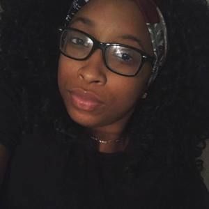 Meet your Posher, Vida